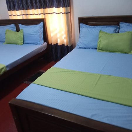 Impress Holiday Home Anuradhapura Habitación foto